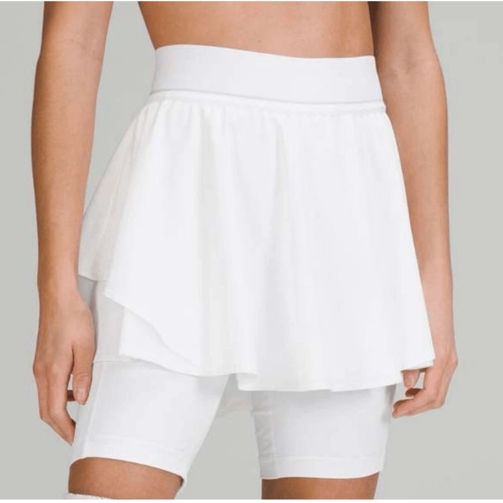 Lululemon Court Rival High Rise Extended Liner Skirt 6 EUC White Tennis